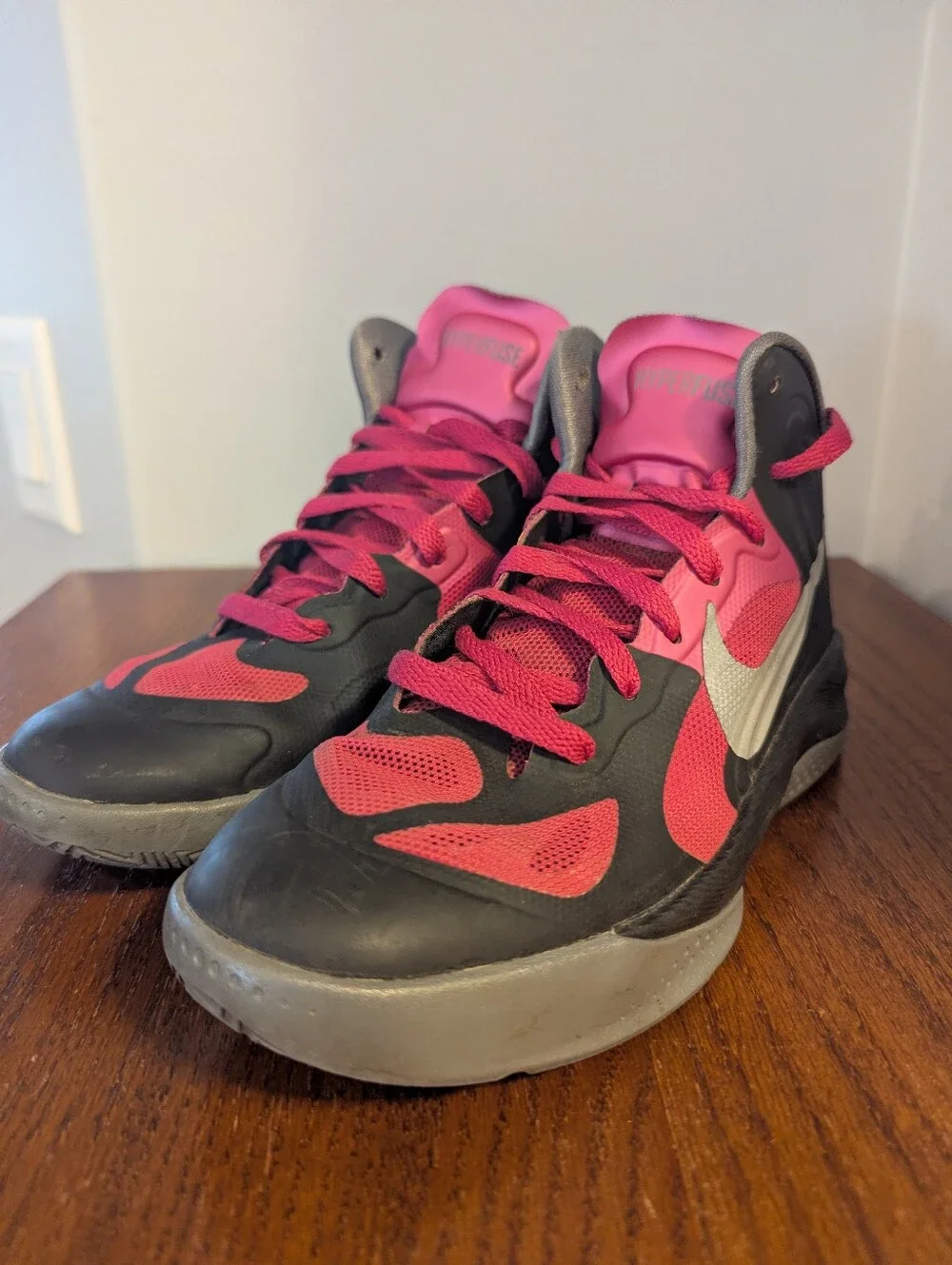 Girls Nike Zoom Hyperfuse Basketball/Fashion Sneaker Size 4 Youth Pink & Gray - Picture 11 of 12